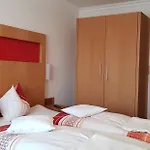 Pfindlhof Bed & Breakfast
