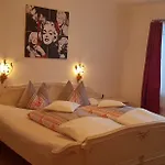 Bed & Breakfast Pfindlhof