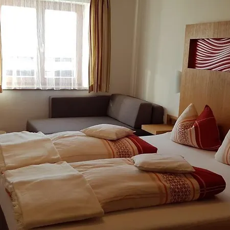 Pfindlhof Bed & Breakfast